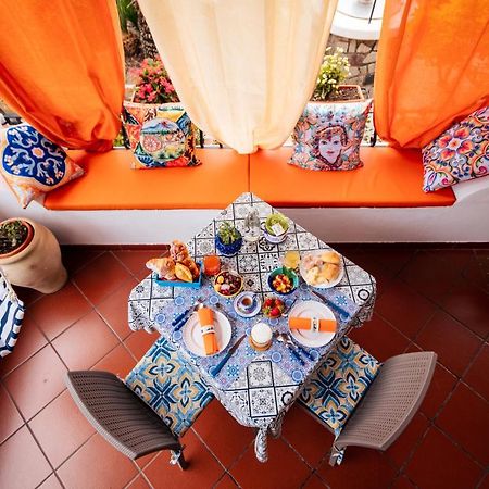 Lauricella Bed And Breakfast Lipari  Eksteriør bilde
